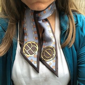 Henri Bendel neck or purse scarf